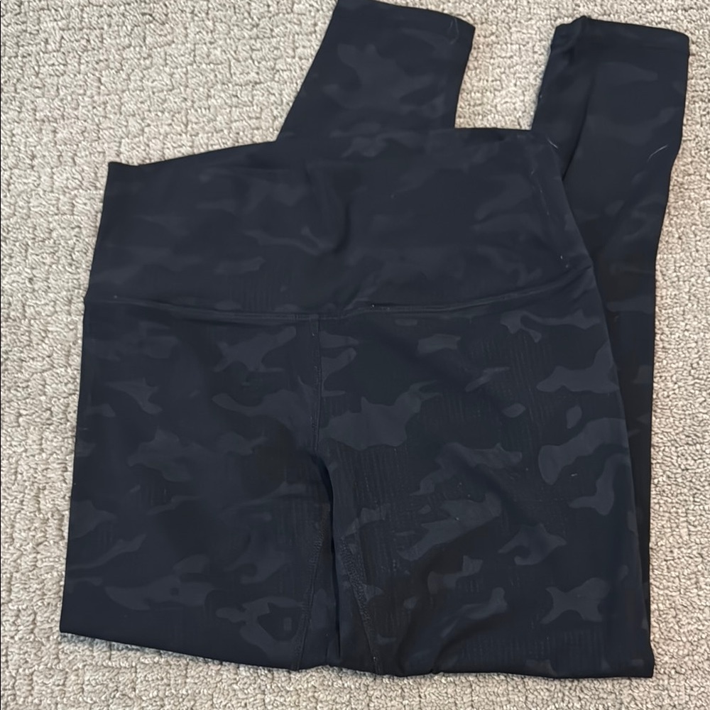 Zyia Black Camouflage Leggings